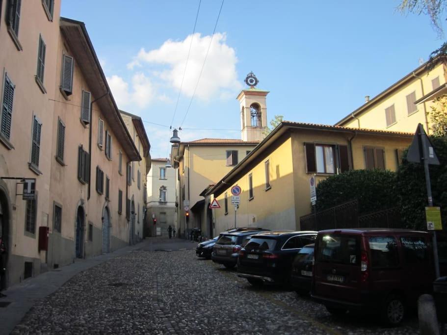 Casa Lalla In Centro Storico A بيرغامو المظهر الخارجي الصورة